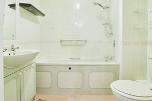 BATHROOM- click for photo gallery